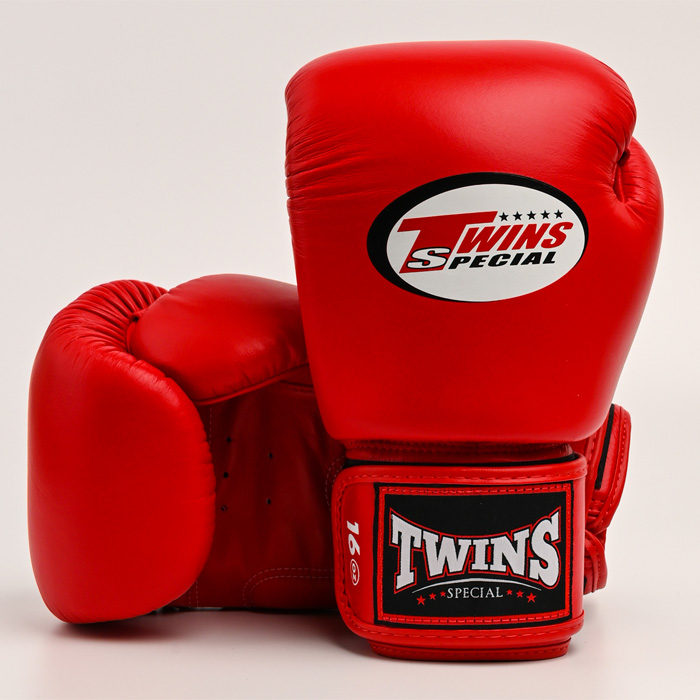 Перчатки бокс. TWINS кожа 16 oz