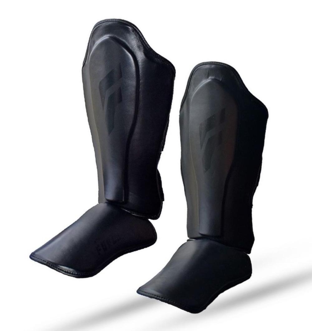 Защита голень-стопа Infinite Force Black Devil Shin Guard, черный